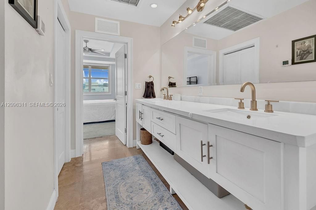 5701 Collins Ave, Unit PH14, Miami Beach, FL 33140 Photo