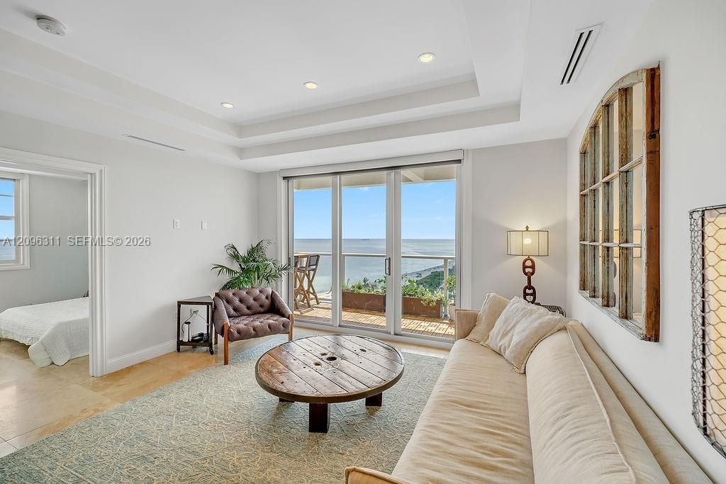 5701 Collins Ave, Unit PH14, Miami Beach, FL 33140 Photo