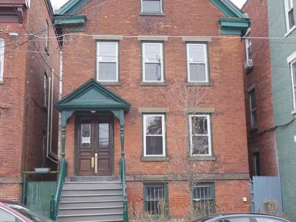 176 Mill Street , Poughkeepsie, NY 12601