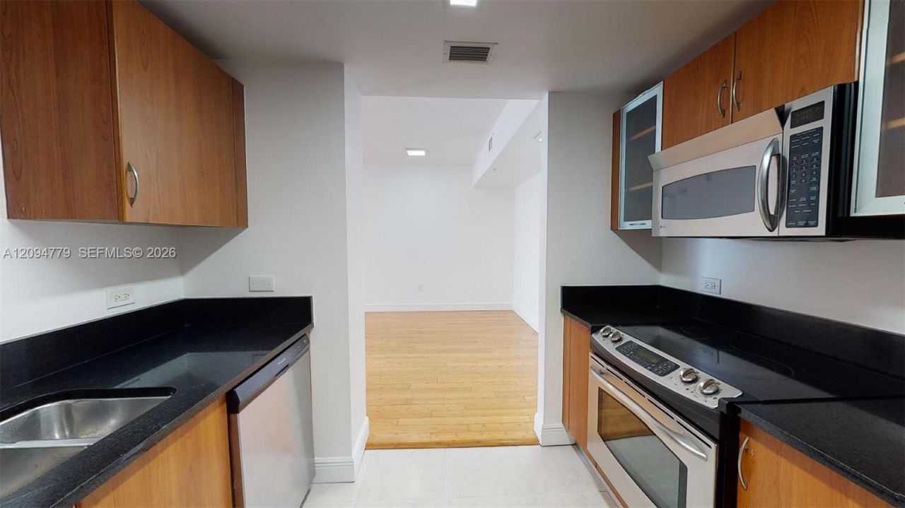 18800 NE 29th Ave , Unit 922, Aventura, FL 33180 Photo