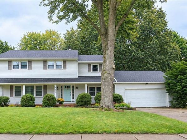 8809 N Leroy Road , Seville, OH 44273