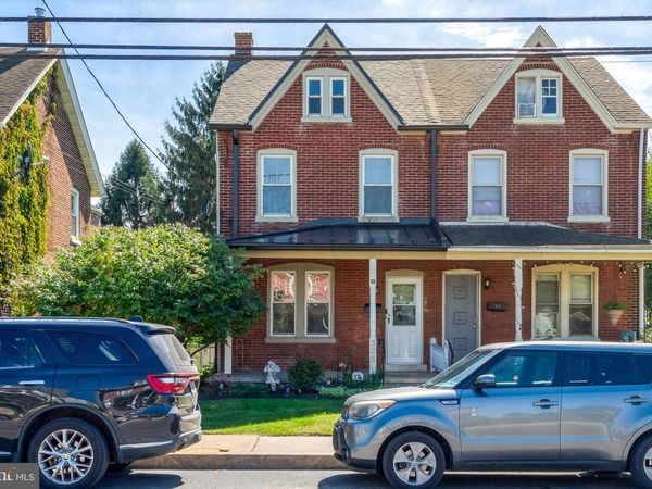 328 E JACKSON STREET, NEW HOLLAND, PA 17557