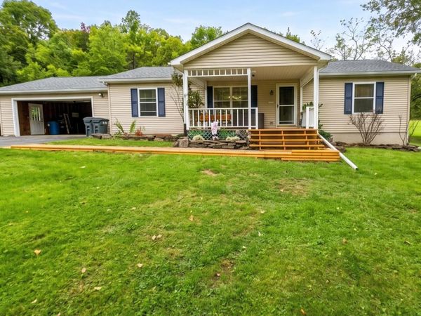729 Hemlock Road Road, Waymart, PA 18472