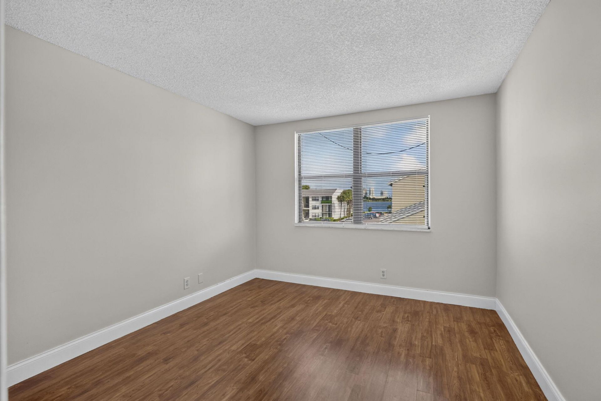 724 Executive Center Drive, Unit 36, West Palm Beach, FL 33401 Photo