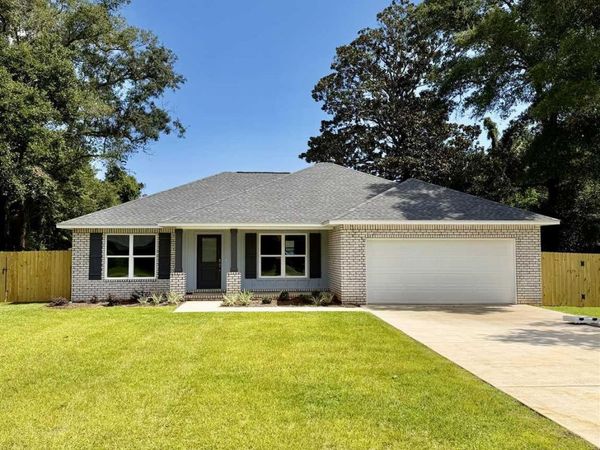 2014 Bainbridge Ave, Pensacola, FL 32507