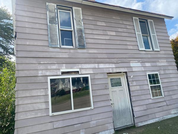 211 N Main Street , Pleasantville, OH 43148