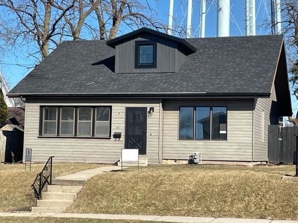 510 W Main Street, Watertown, WI 53094