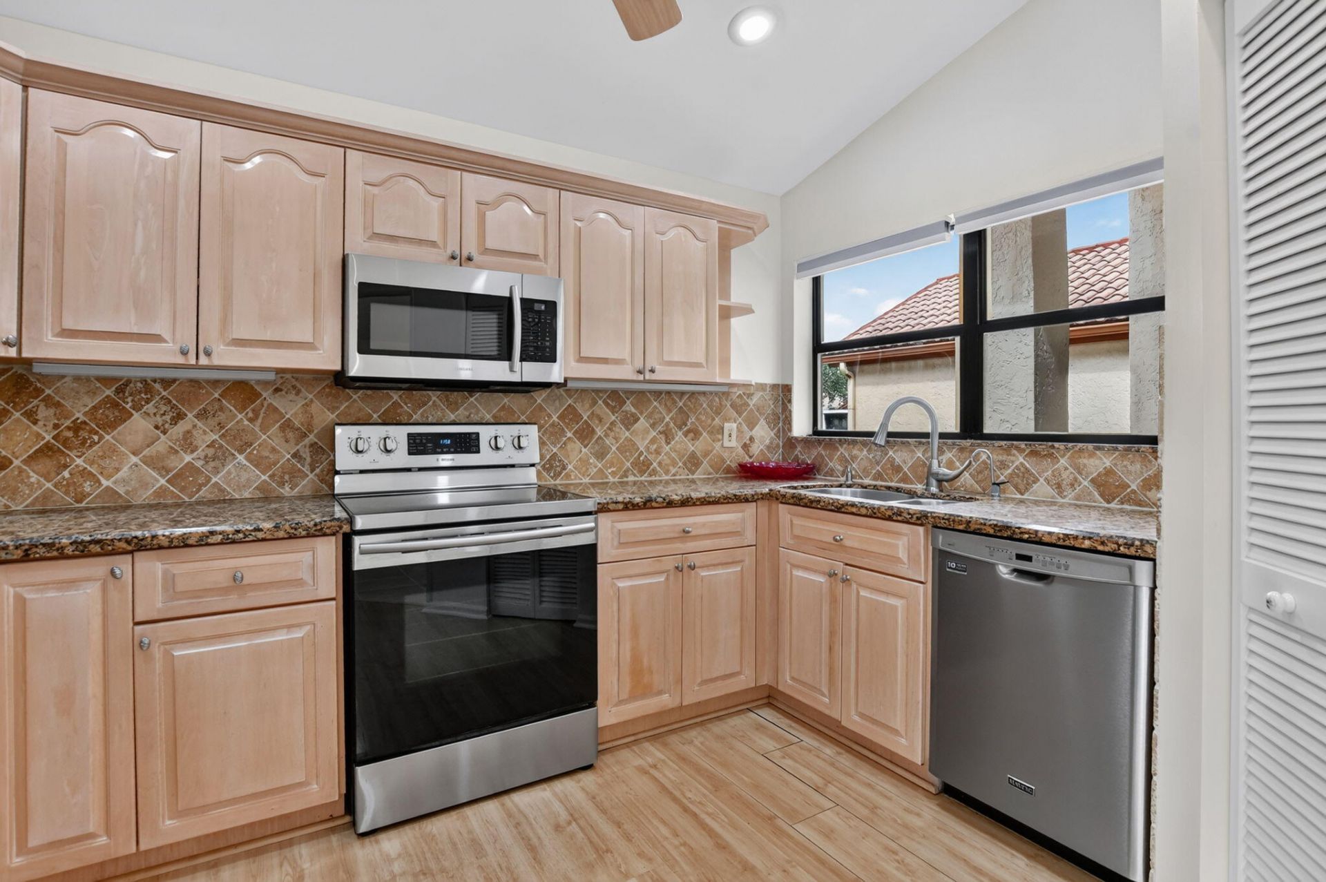 23363 Water Circle, Boca Raton, FL 33486 Photo