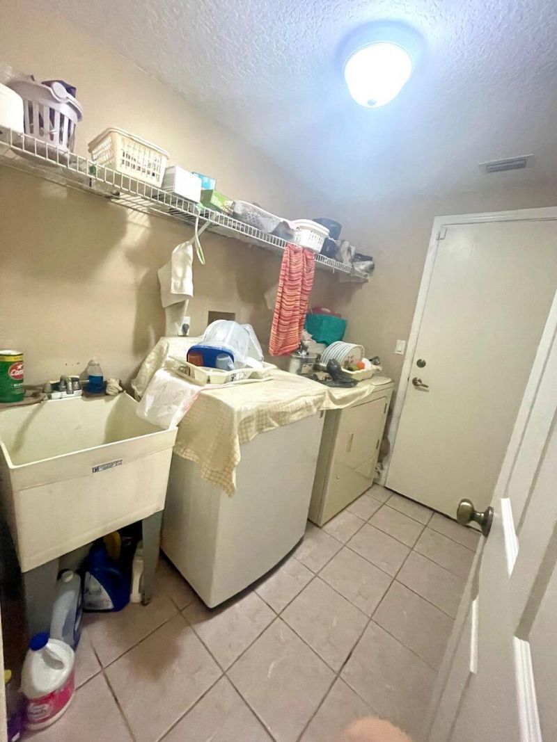 2086 SW Savage Boulevard, Port Saint Lucie, FL 34953 Photo