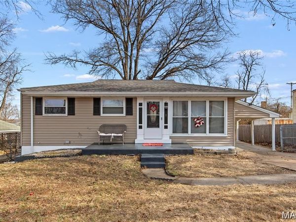 10044 Pepper Lane , St Louis, MO 63136