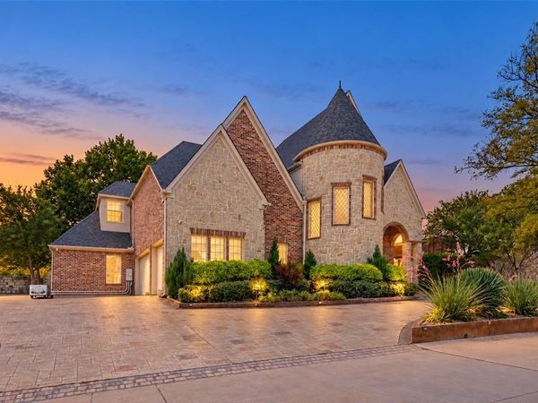 1900 Wilder Lane , Arlington, TX 76006