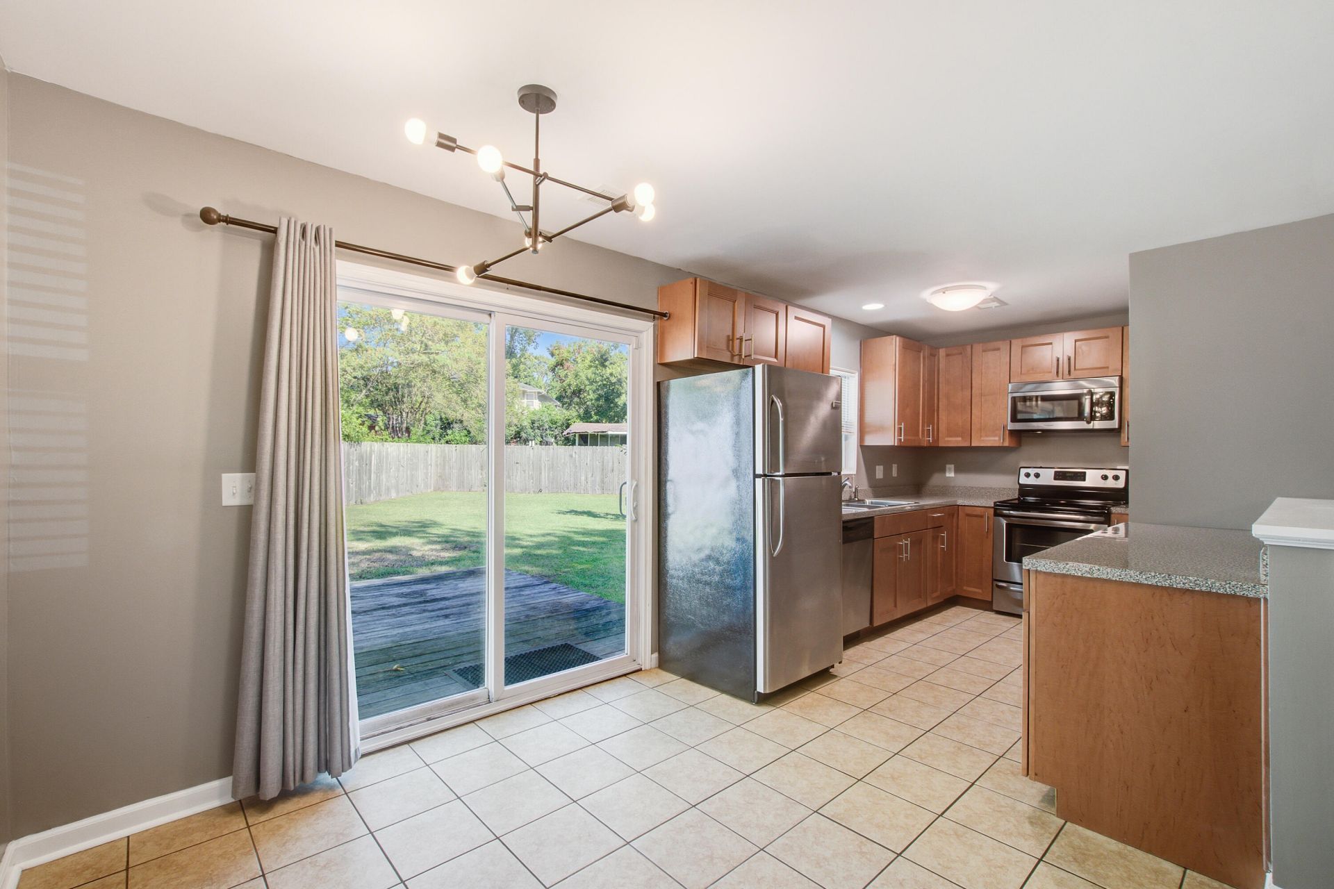 1021 Locksley Drive Photo 10