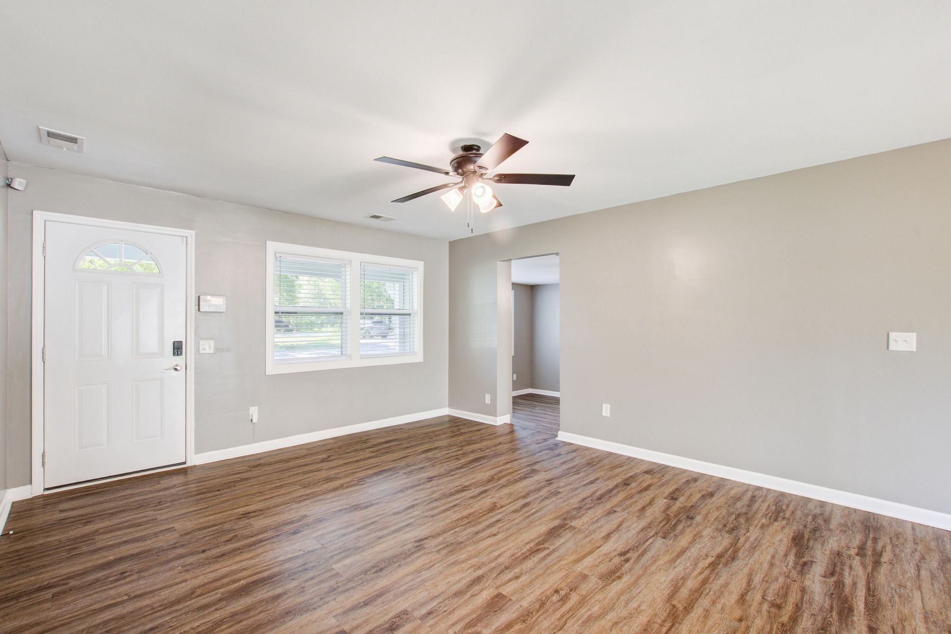 1021 Locksley Drive Photo 7