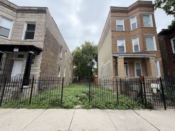 3031 W Lexington Street , Chicago, IL 60612