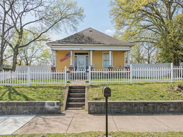 1512 Meridian St , Nashville, TN 37207