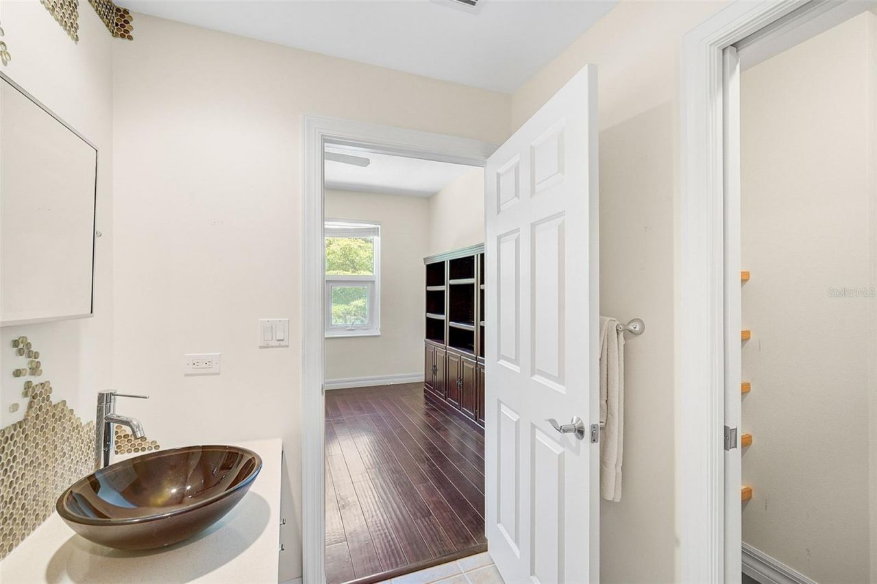 3603 N Point Road , Unit 202, Osprey, FL 34229 Photo