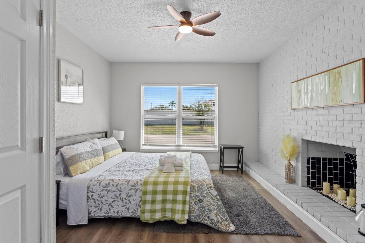 8404 43rd Avenue Terrace W, Bradenton, FL 34209 Photo