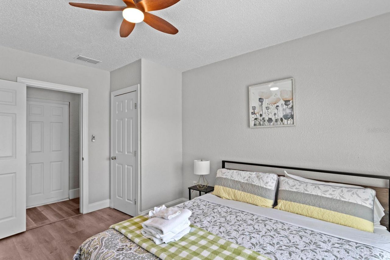 8404 43rd Avenue Terrace W, Bradenton, FL 34209 Photo
