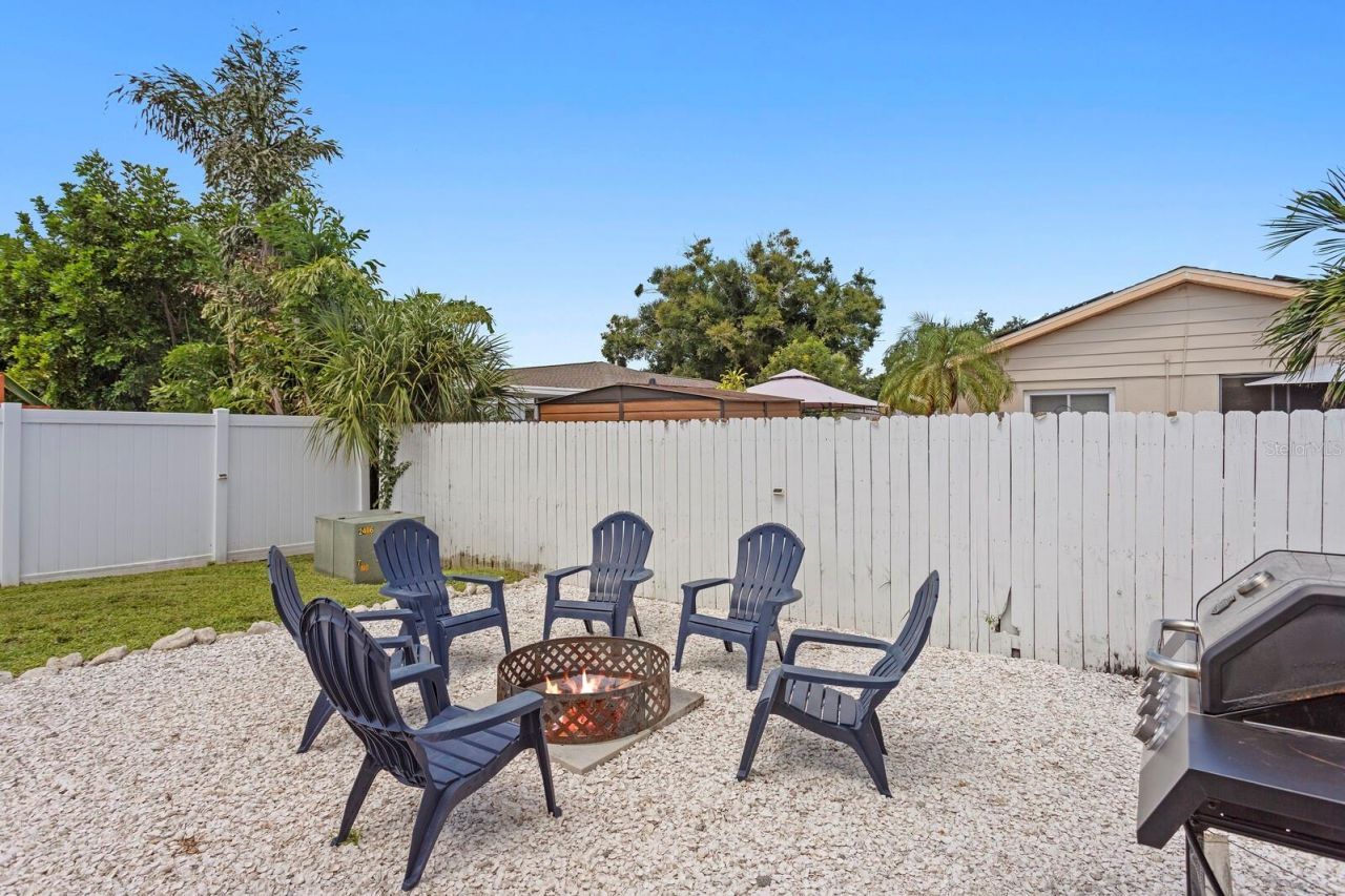 8404 43rd Avenue Terrace W, Bradenton, FL 34209 Photo
