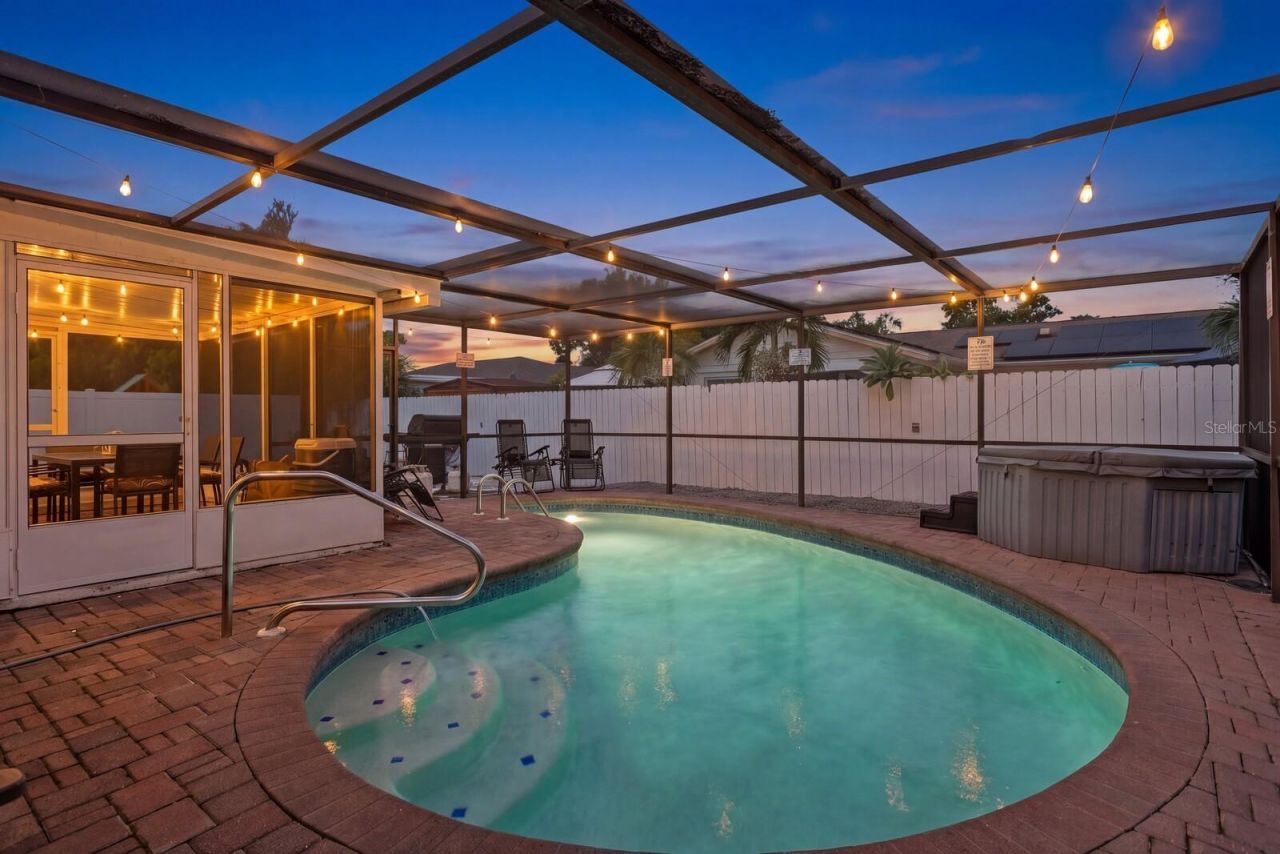8404 43rd Avenue Terrace W, Bradenton, FL 34209 Photo