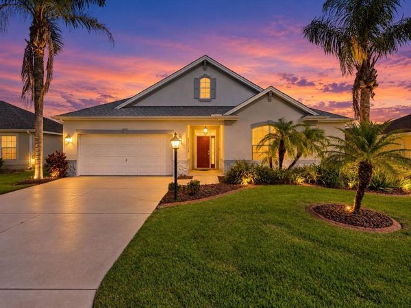 1025 WINNSBORO DRIVE, THE VILLAGES, FL 32162