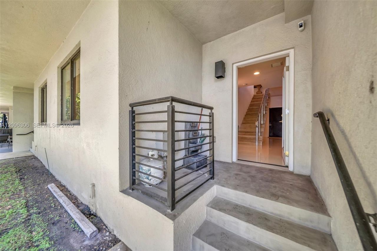 508 SE 1st Cir, Pompano Beach, FL 33060 Photo