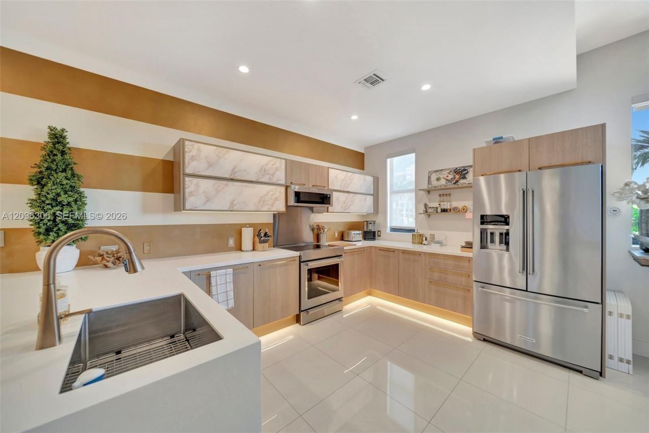 508 SE 1st Cir, Pompano Beach, FL 33060 Photo