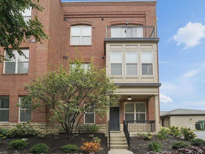 972 Perry Street , Unit 101, Columbus, OH 43215 Photo 1