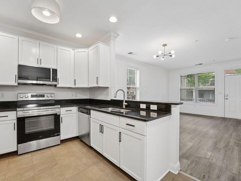 972 Perry Street , Unit 101, Columbus, OH 43215 Photo 10