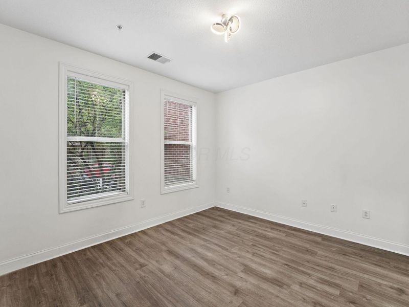 972 Perry Street , Unit 101, Columbus, OH 43215 Photo 14