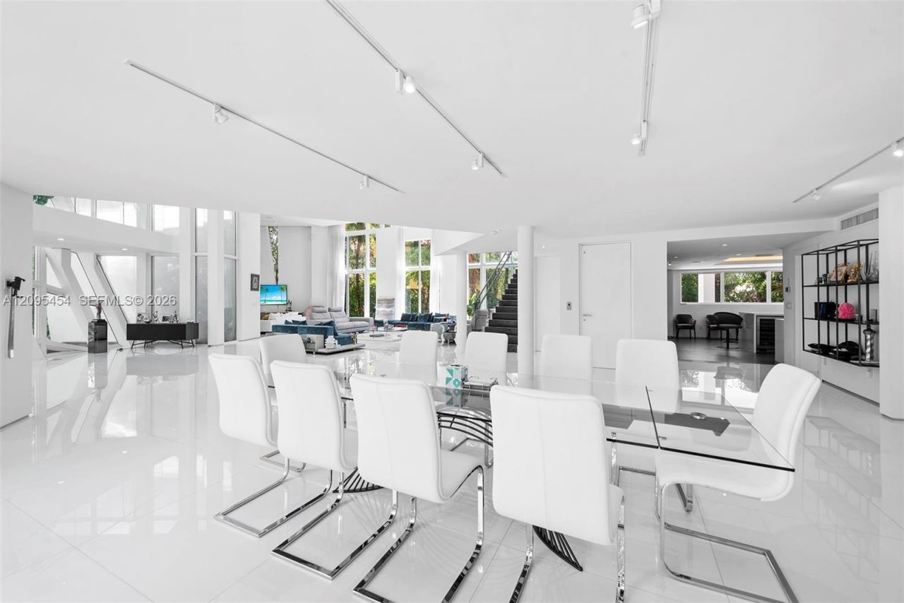 480 Ocean Blvd , Golden Beach, FL 33160 Photo
