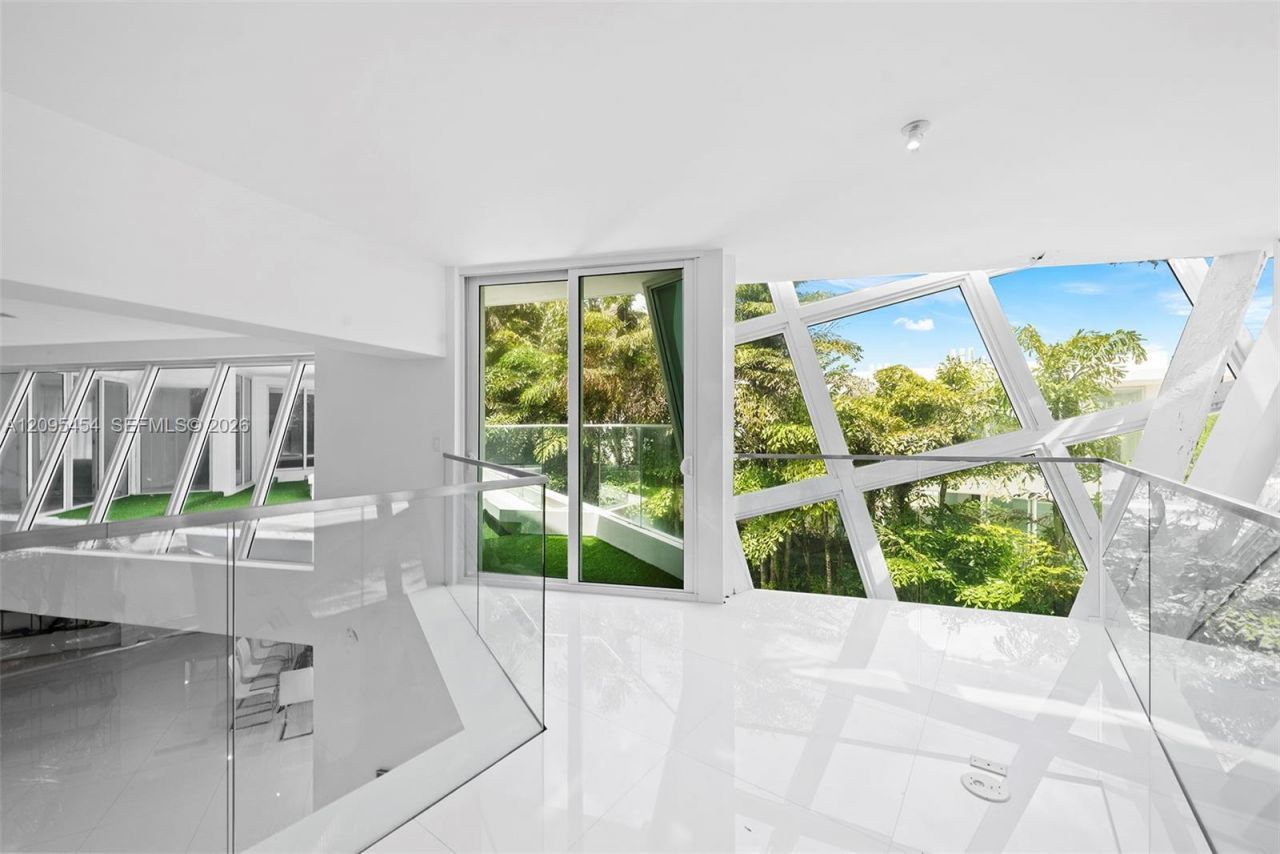 480 Ocean Blvd , Golden Beach, FL 33160 Photo