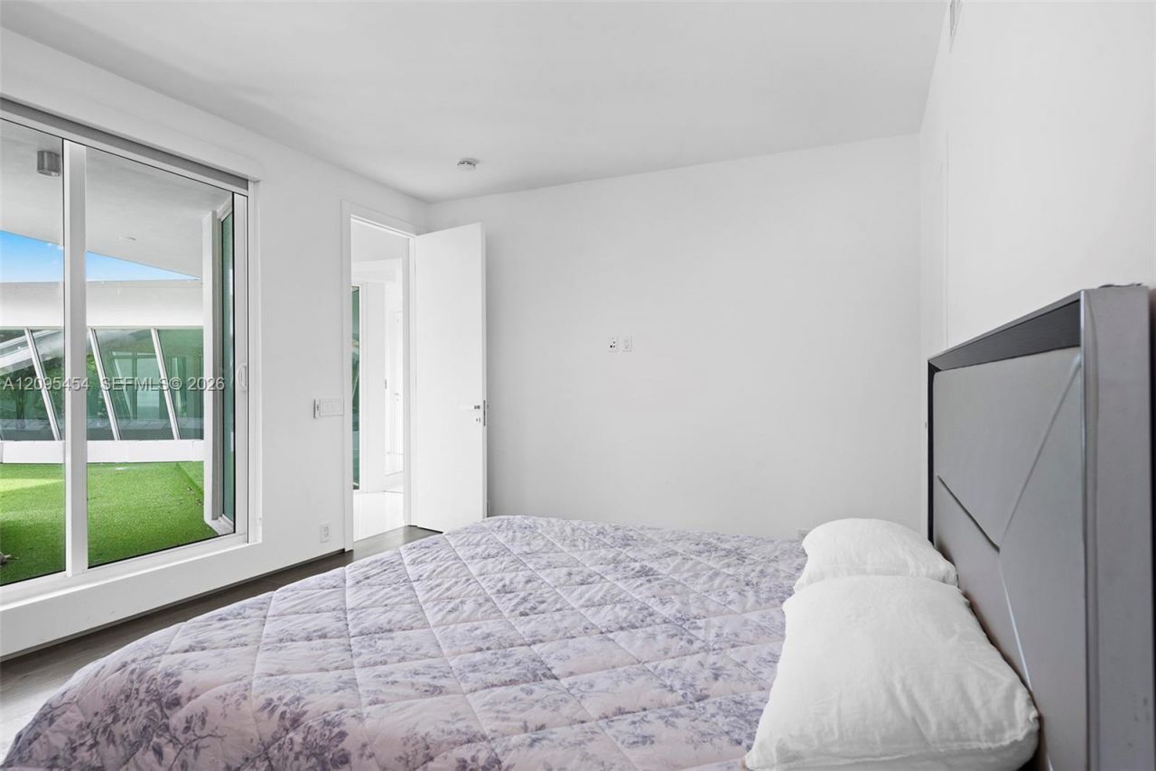 480 Ocean Blvd , Golden Beach, FL 33160 Photo