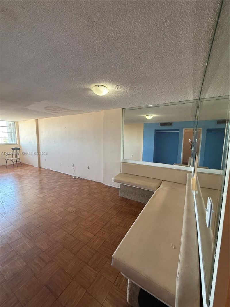 13155 Ixora Ct, Unit 1110, North Miami, FL 33181 Photo