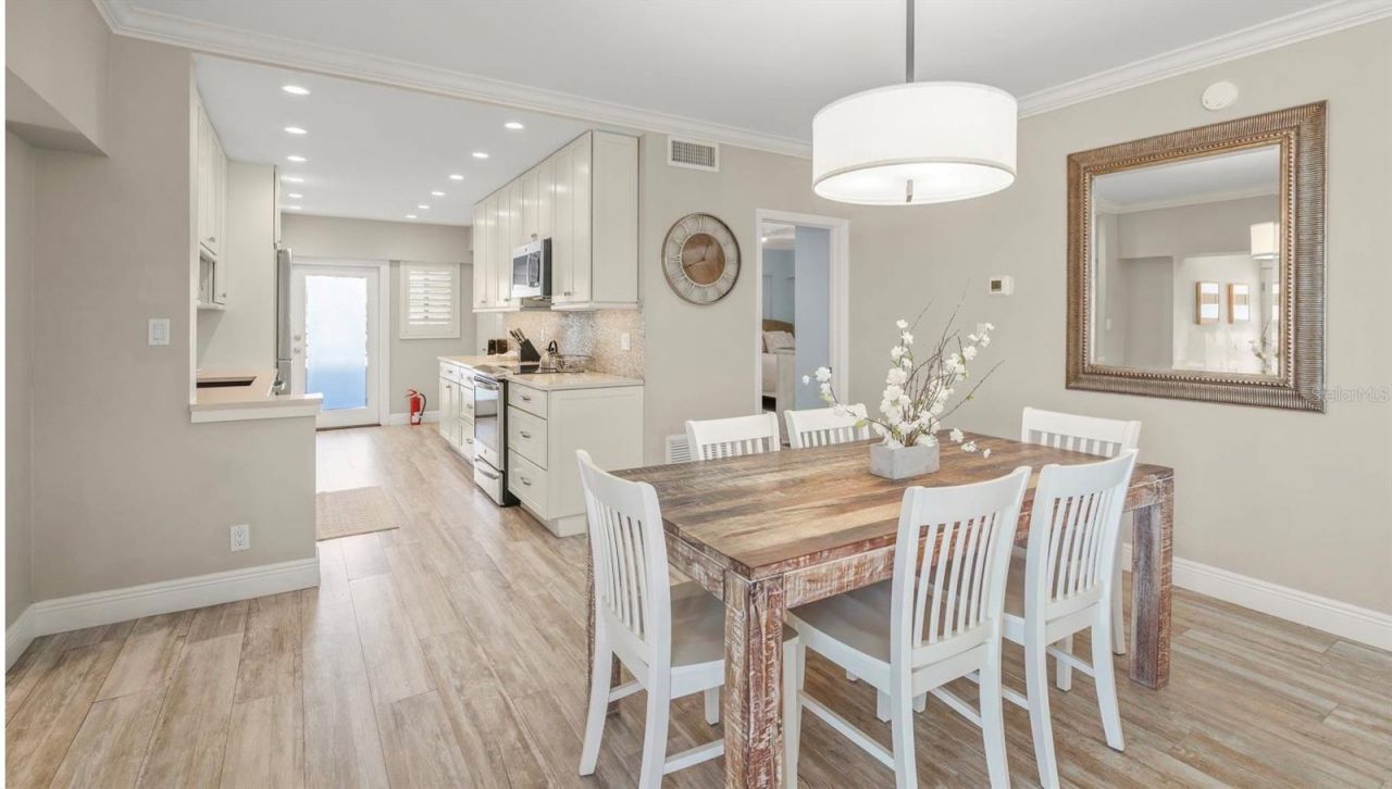 6144 Midnight Pass Road, Unit 4N, Sarasota, FL 34242 Photo