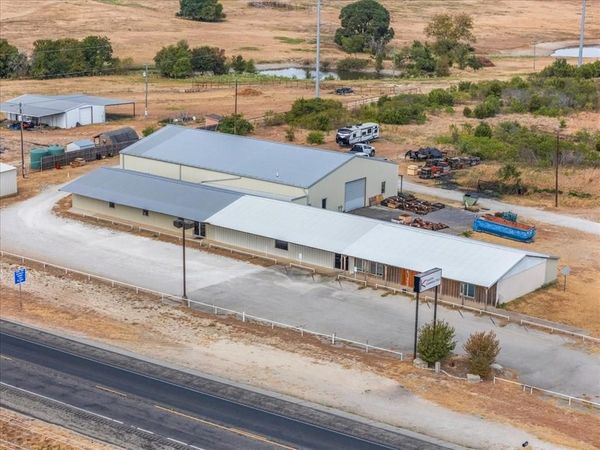 3206 W US Highway 377, Granbury, TX 76048