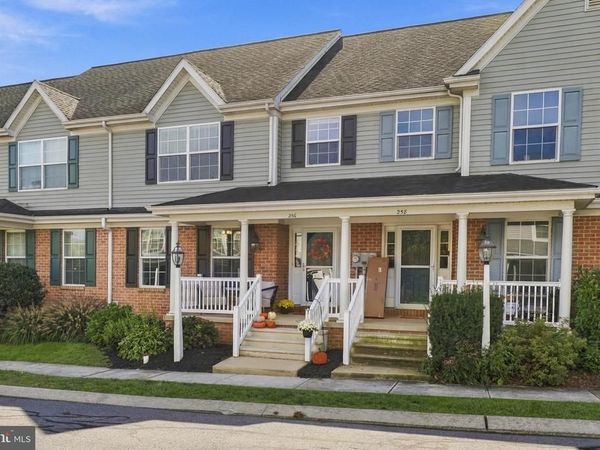 256 COOL CREEK WAY , LANCASTER, PA 17602