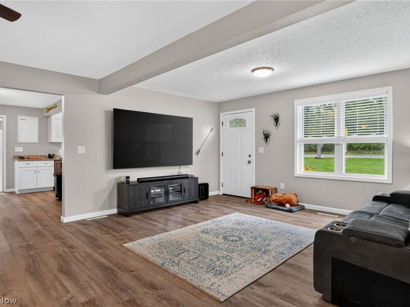 16398 Swine Creek Road, Middlefield, OH 44062 Photo 8