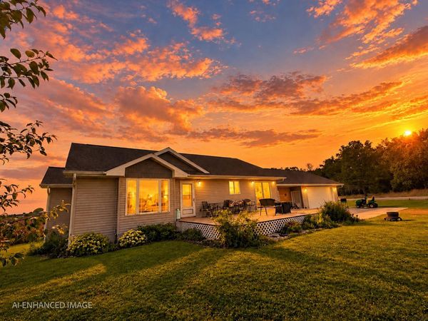 17430 V Avenue, Steamboat Rock, IA 50672