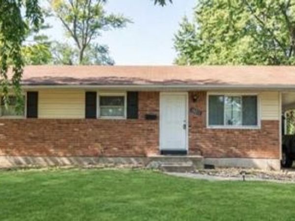 10211 Valley Drive, St Louis, MO 63137