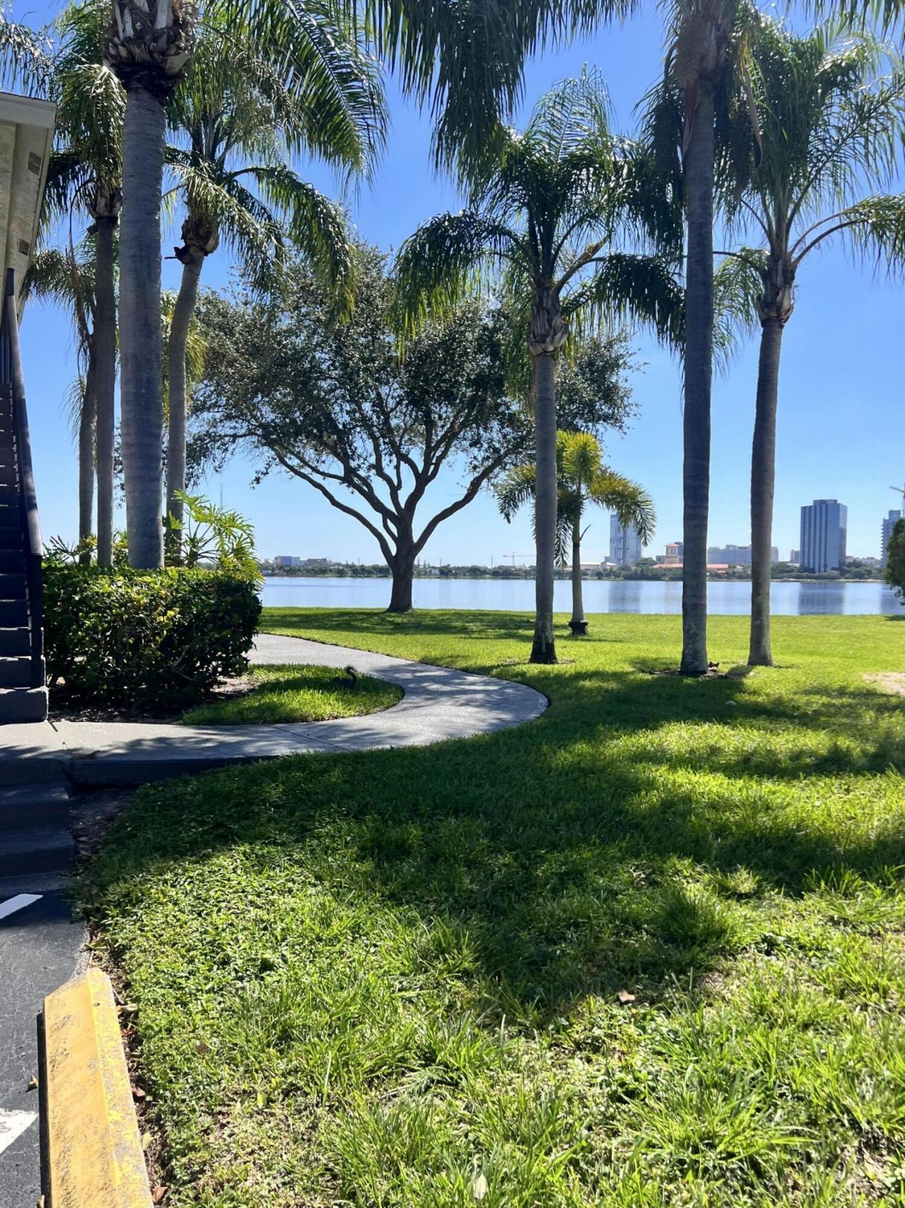 700 Executive Center Drive, Unit 211, West Palm Beach, FL 33401 Photo