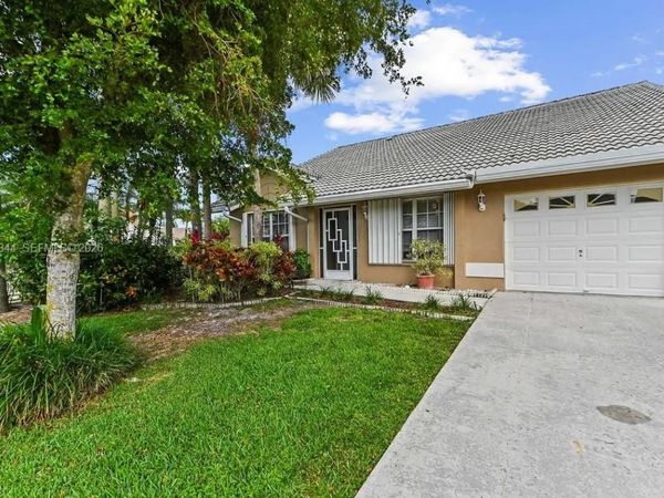 18371 Fresh Lake way , Boca Raton, FL 33498