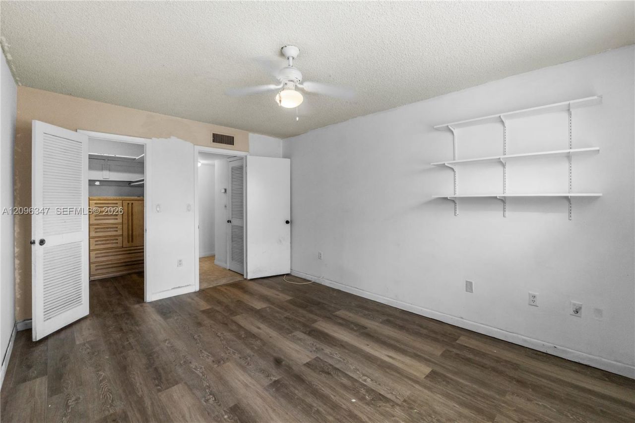 8450 Sunrise Lakes Blvd, Unit 306, Sunrise, FL 33322 Photo