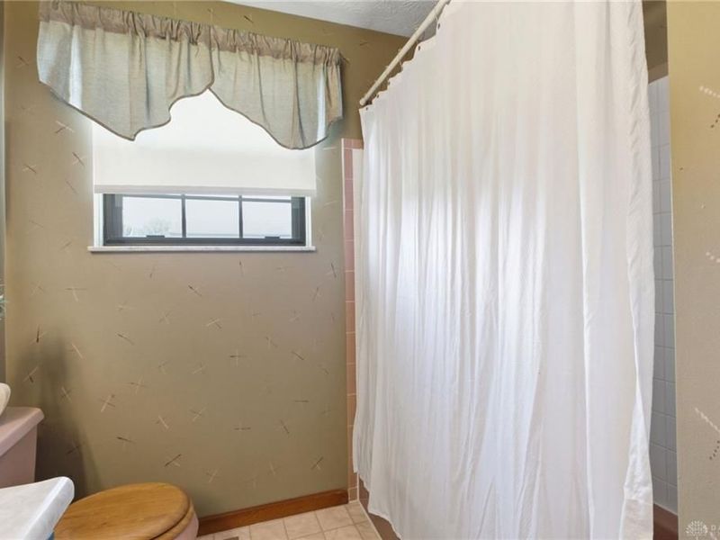 4043 Summerfield Drive, Beavercreek, OH 45432 Photo 17