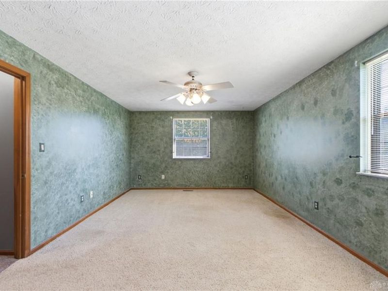 4043 Summerfield Drive, Beavercreek, OH 45432 Photo 18