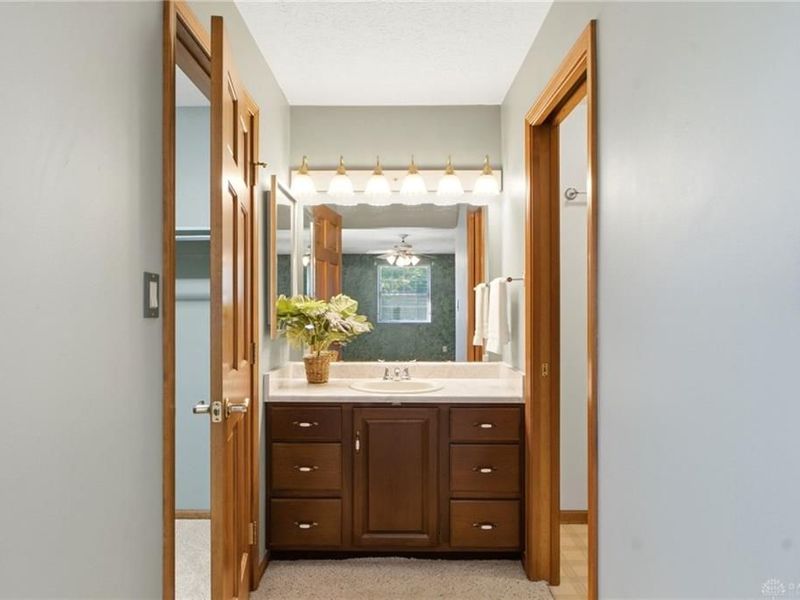 4043 Summerfield Drive, Beavercreek, OH 45432 Photo 20