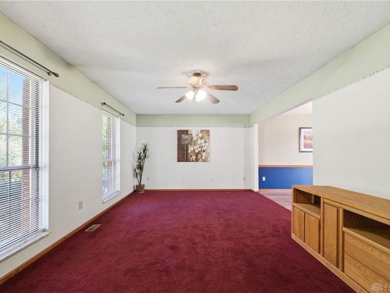 4043 Summerfield Drive, Beavercreek, OH 45432 Photo 6