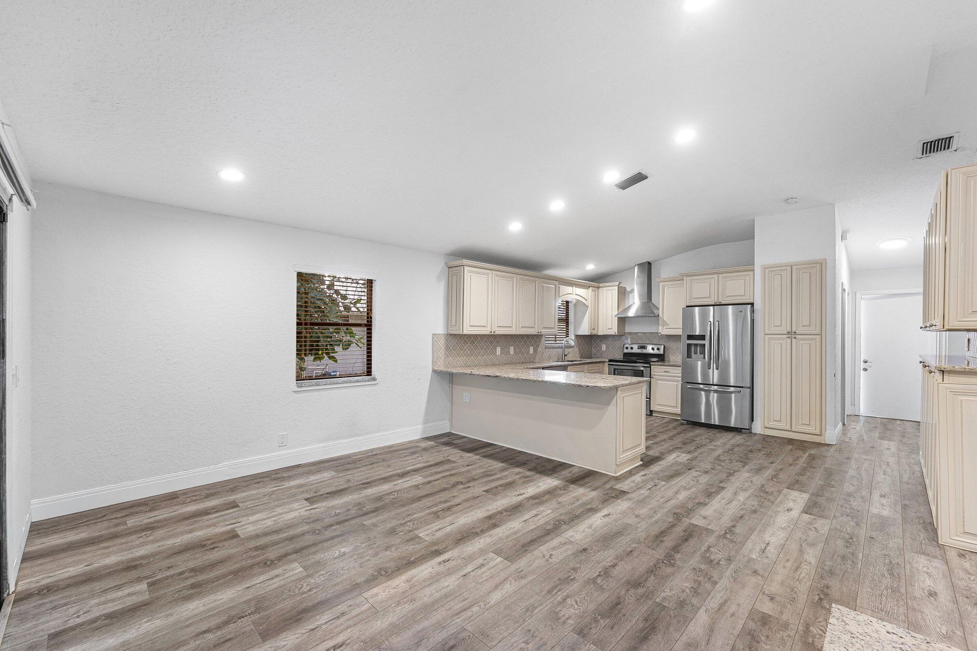 13853 Sheffield Street, Wellington, FL 33414 Photo