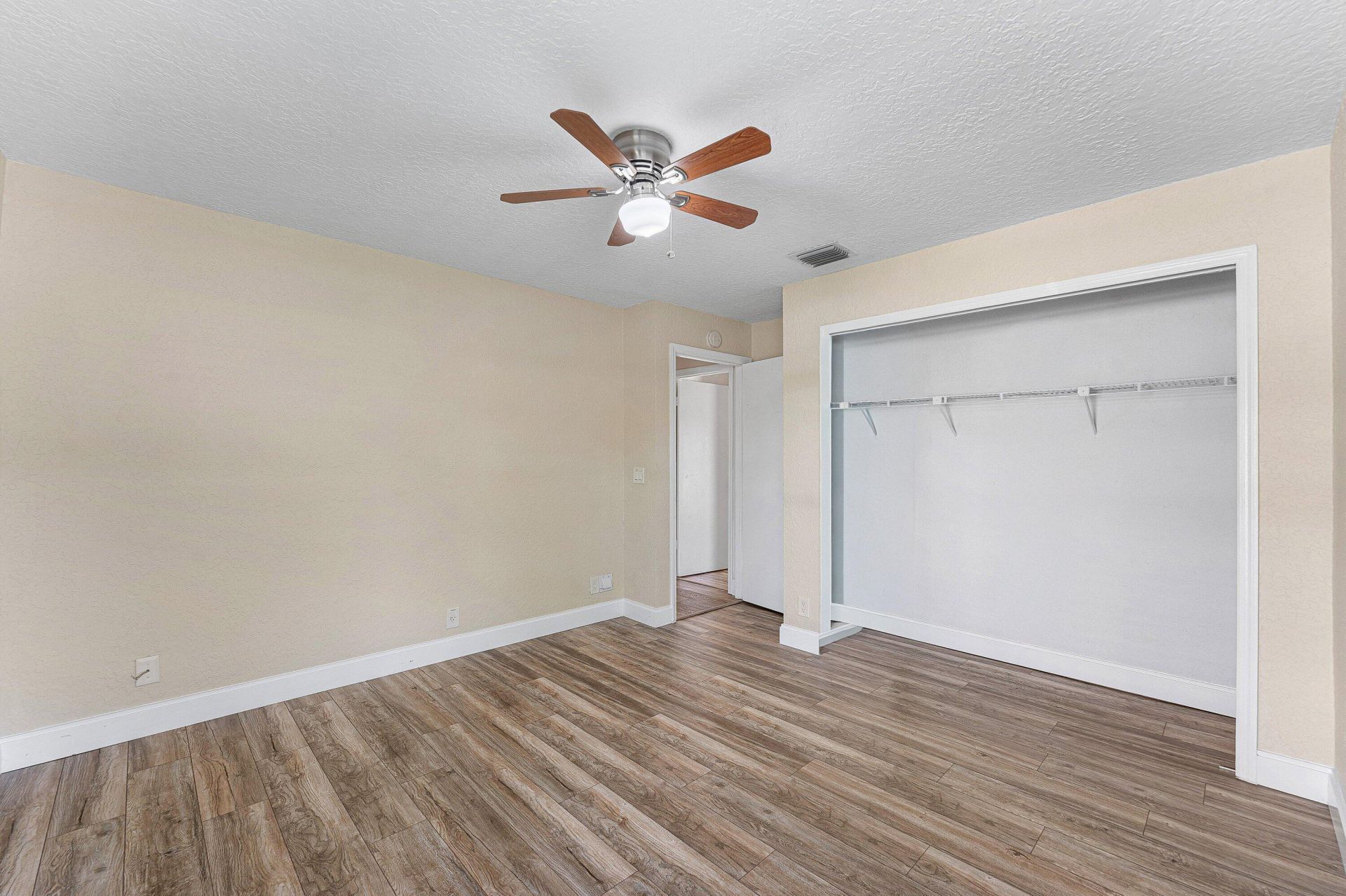 13853 Sheffield Street, Wellington, FL 33414 Photo