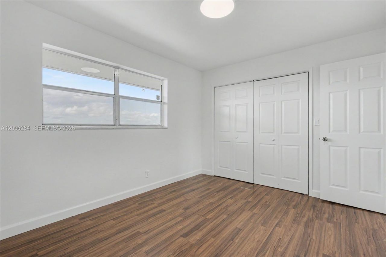 4700 Washington St , Unit 502, Hollywood, FL 33021 Photo